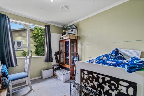 Photo of property in 37 Queen Street, Otautau, 9610