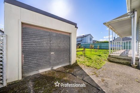 Photo of property in 17 Molesworth Street, Taita, Lower Hutt, 5011