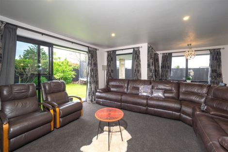 Photo of property in 158 Mcmurdo Street, Tinwald, Ashburton, 7700