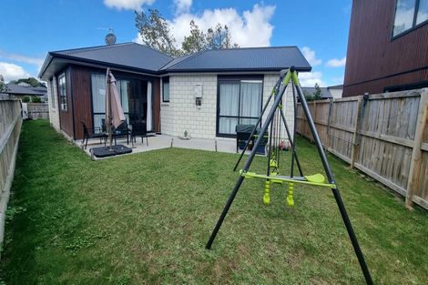 Photo of property in 1/35 North Ridge Drive, Rototuna North, Hamilton, 3210