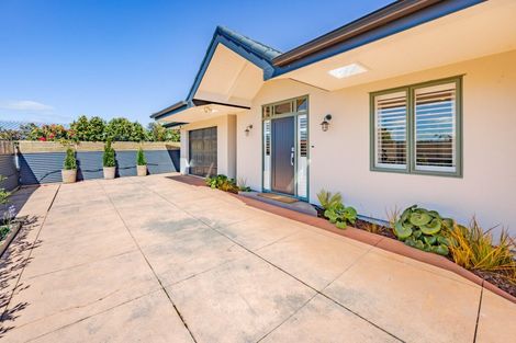 Photo of property in 11b Bedford Terrace, Waipukurau, 4200