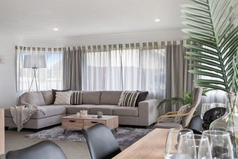 Photo of property in 69 Dalton Drive, Papamoa Beach, Papamoa, 3118