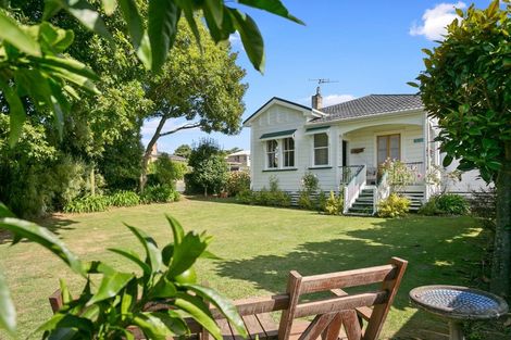 Photo of property in 2 Fairview Road, Te Awamutu, 3800