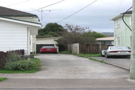 Photo of property in 1/70 Compton Crescent, Taita, Lower Hutt, 5011