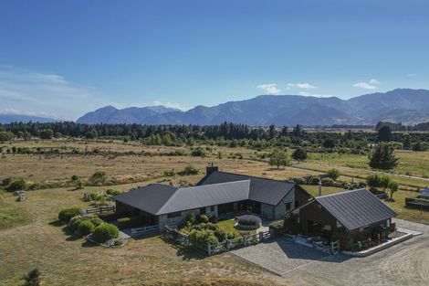 Photo of property in 22 Grayburn Lane, Albert Town, Wanaka, 9382