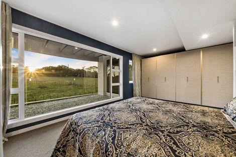 Photo of property in 100 Campbell Road, One Tree Hill, Auckland, 1061