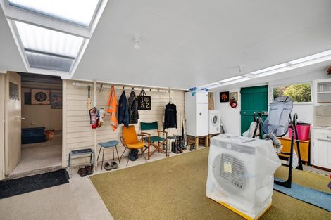 Photo of property in 218 Henwood Road, Paraite, New Plymouth, 4372