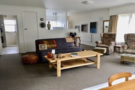 Photo of property in 4/23 Craig Road, Milford, Auckland, 0620