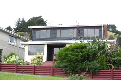 Photo of property in 10 Wharfdale Street, Macandrew Bay, Dunedin, 9014