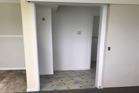 Photo of property in 58 Glendale Road, Glen Eden, Auckland, 0602