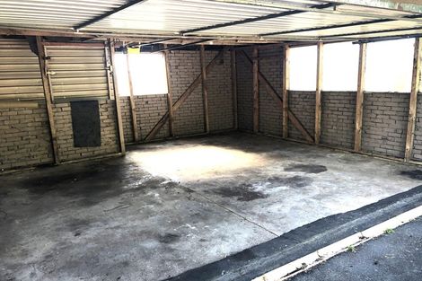 Photo of property in 23 Downsview Road, Pakuranga Heights, Auckland, 2010