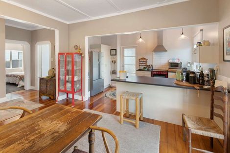 Photo of property in 119 Weraroa Road, Waverley, 4510