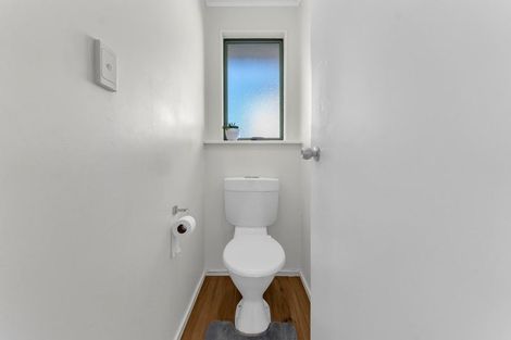 Photo of property in 81a Dundale Avenue, Blockhouse Bay, Auckland, 0600