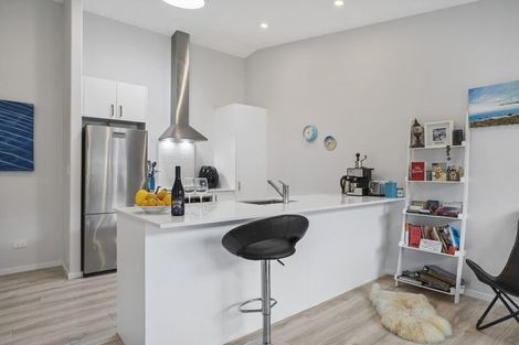 Photo of property in 16b Komata Crescent, Papamoa Beach, Papamoa, 3118