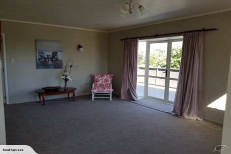 Photo of property in 28 Ripiro Drive, Baylys Beach, Dargaville, 0377