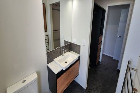 Photo of property in 12 Broadmore Street, Vogeltown, New Plymouth, 4310