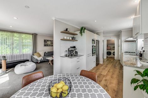 Photo of property in 25 Joanna Place, Deanwell, Hamilton, 3206