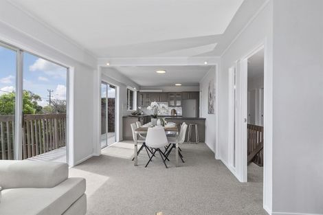 Photo of property in 4/87 Ocean View Road, Hillcrest, Auckland, 0627