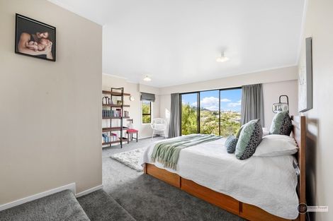 Photo of property in 4a Banksia Grove, Maungaraki, Lower Hutt, 5010