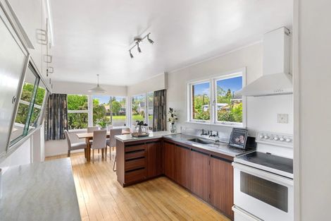 Photo of property in 11 Regent Street, Silverdale, Hamilton, 3216