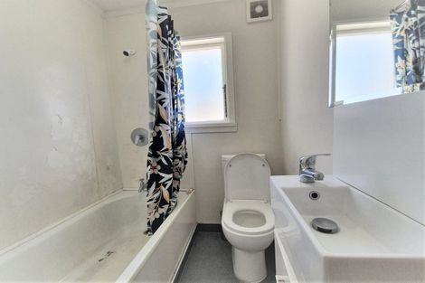 Photo of property in 2/13 Clare Place, Mount Wellington, Auckland, 1060