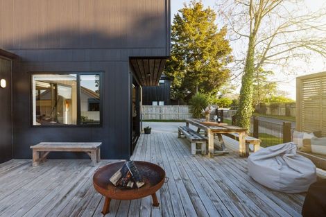 Photo of property in 11 Elizabeth Street, Cambridge, 3434