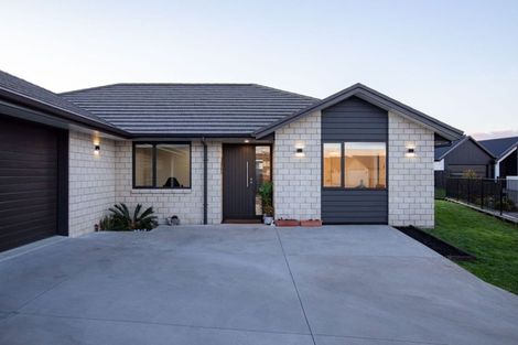 Photo of property in 44 The Meadows Drive, Flagstaff, Hamilton, 3210