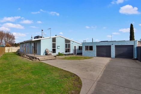 Photo of property in 14 Hinau Place, Edgecumbe, 3120