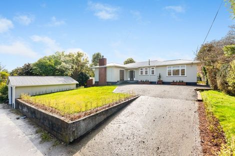 Photo of property in 30 Tararua Street, Pahiatua, 4910