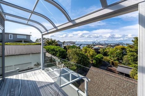 Photo of property in 35a Seaview Avenue, Northcote, Auckland, 0627