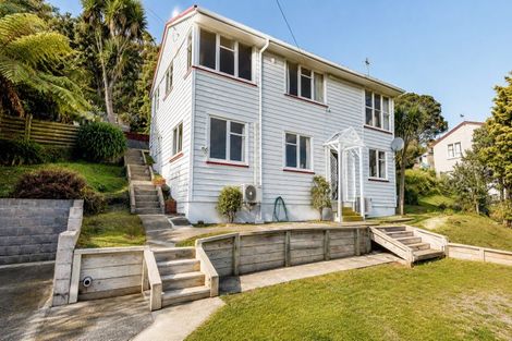 Photo of property in 17 Durham Street, Cannons Creek, Porirua, 5024