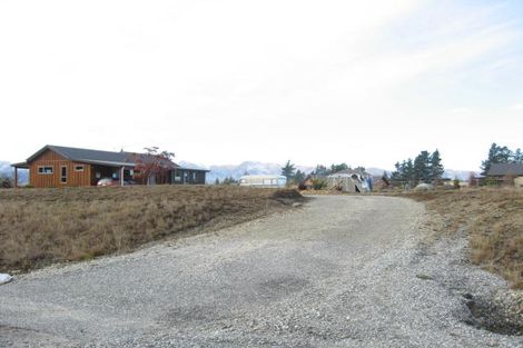Photo of property in 17 Old Racecourse Road, Albert Town, Wanaka, 9305