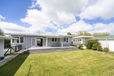 Photo of property in 583 Featherston Street, Roslyn, Palmerston North, 4414