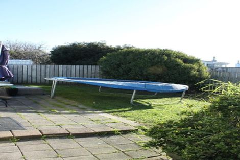 Photo of property in 8a Fordham Street, Beach Haven, Auckland, 0626