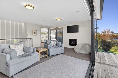 Photo of property in 12 De Bettencor Place, Mount Pisa, Cromwell, 9383