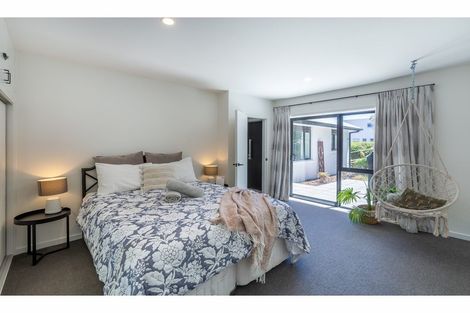 Photo of property in 126 Dyers Pass Road, Cashmere, Christchurch, 8022