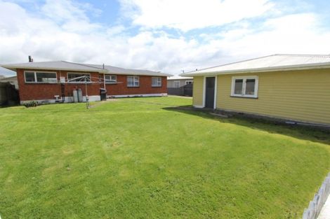 Photo of property in 89 Tyndall Street, Pahiatua, 4910