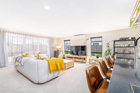 Photo of property in 16 Munro Lane, Rolleston, 7615