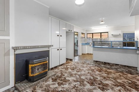 Photo of property in 10 Mappleton Avenue, Burnside, Christchurch, 8053