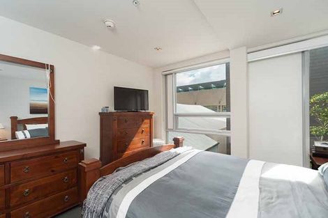 Photo of property in Monument Apartments, 3a/245 Wakefield Street, Te Aro, Wellington, 6011