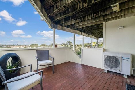 Photo of property in 1183 Whangaparaoa Road, Gulf Harbour, Whangaparaoa, 0930