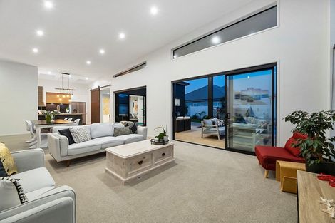 Photo of property in 19 Litsea Way, Papamoa Beach, Papamoa, 3118