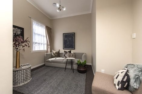 Photo of property in 296 Karori Road, Karori, Wellington, 6012