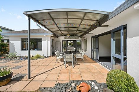 Photo of property in 19 Montrose Crescent, Huntington, Hamilton, 3210