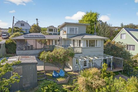 Photo of property in 47 Ranui Crescent, Diamond Harbour, Lyttelton, 8971