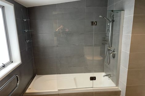 Photo of property in 32a Matipo Road, Mairangi Bay, Auckland, 0630