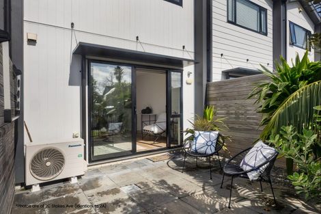 Photo of property in 2a Stokes Avenue, Te Atatu Peninsula, Auckland, 0610