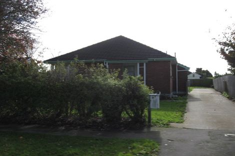 Photo of property in 84 Hoani Street, Northcote, Christchurch, 8052