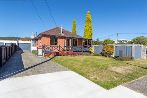 Photo of property in 4 Perry Street, Heretaunga, Upper Hutt, 5018