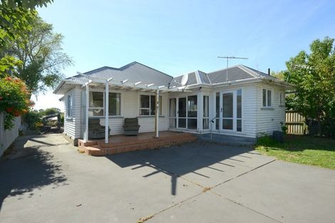 Photo of property in 274 Riverlaw Terrace, Saint Martins, Christchurch, 8022